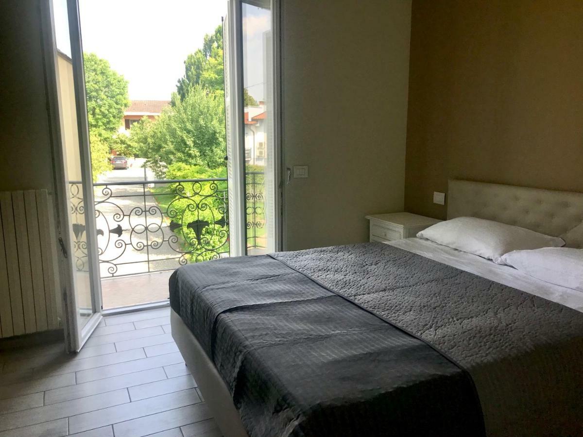 L'Infinito Residence Castelvetro Piacentino Luaran gambar