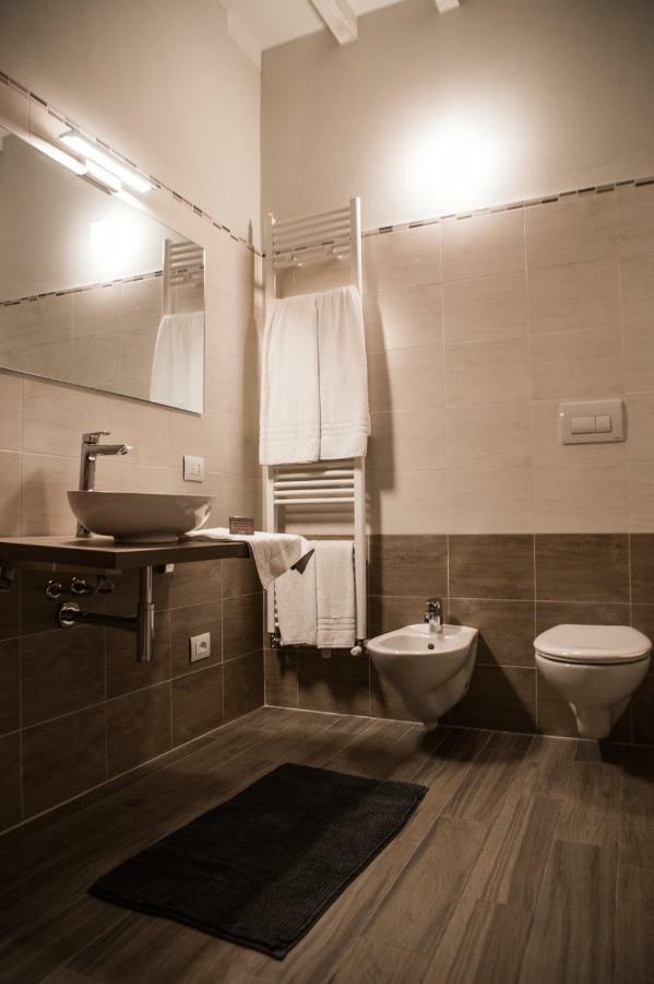 L'Infinito Residence Castelvetro Piacentino Luaran gambar